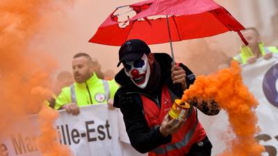 French protests: ‘We are seeing the first signs of civil war’