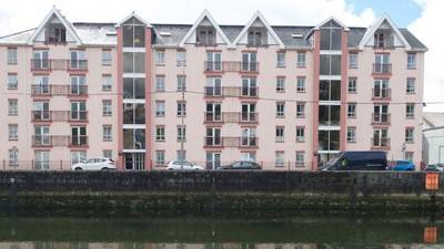Landlord exploiting loophole to evict families from Cork apartment block -TD