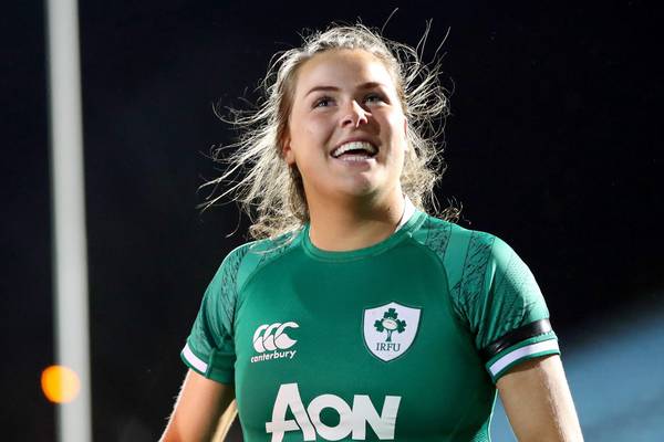 Béibhinn Parsons one of a number of 15s players in Dubai sevens squad