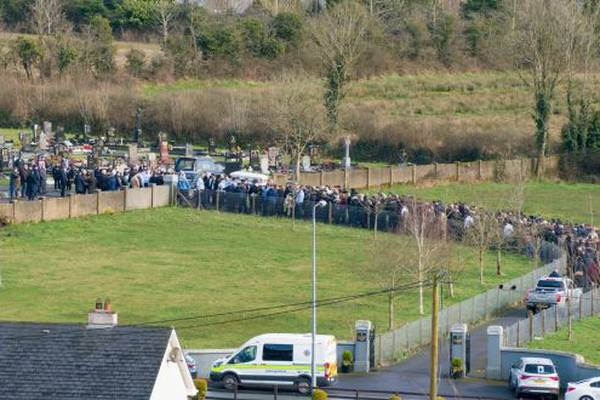 Pavee Point says it is not acceptable for hundreds to attend funeral