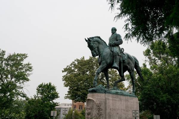 US Confederate statues are protected by law, Virginia court rules