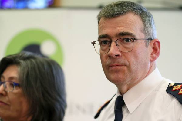Policing Authority may conduct inquiry into failure of some gardaí to sign code of ethics