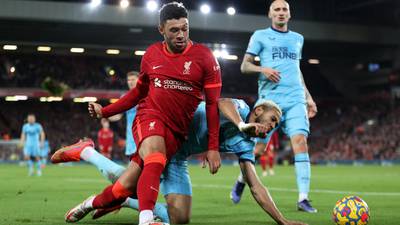 Klopp hails Oxlade-Chamberlain’s ability in ‘calming the game down’ for Liverpool
