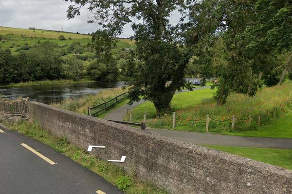 Man who drowned in River Lee had jumped in to help friend