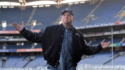 Garth Brooks:  ‘For us, it is five shows or none at all’