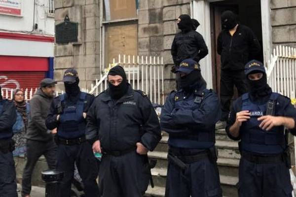 ‘Online threats’ to garda over housing protest to be investigated