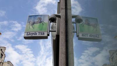 Lloyds chairman Bischoff stands down as UK government sale of shares looms
