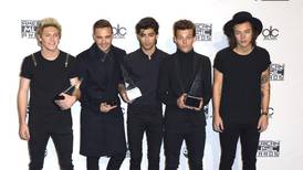 One Direction win three awards at 2014 AMAs
