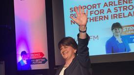 Arlene Foster urges unionists to  return her as First Minister