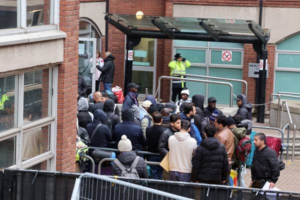 Chaos and confusion on Mount Street as dozens of asylum seekers left behind