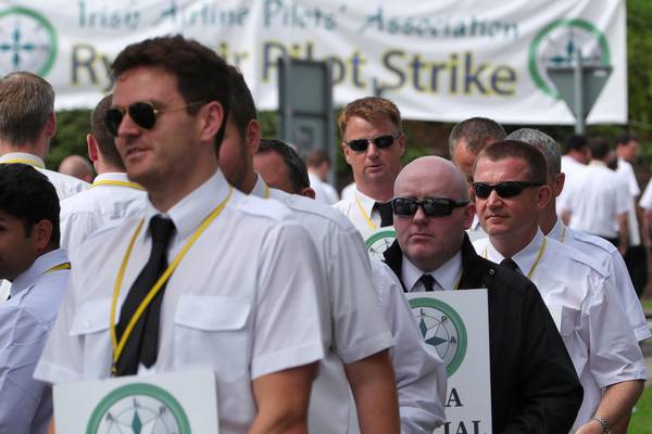 Striking Ryanair pilots in Ireland agree to mediation next week