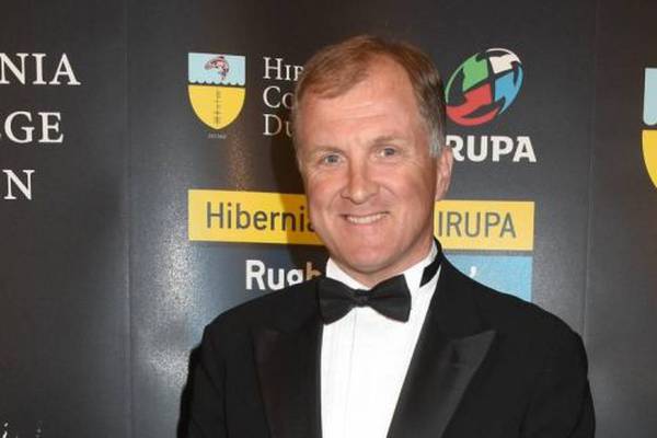 Former rugby international Hugo MacNeill to run for Seanad