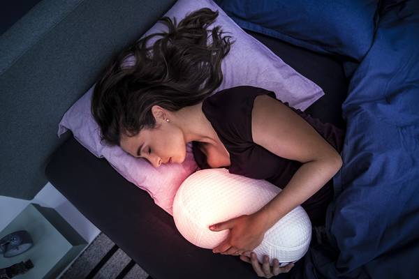 Snuggle up to a sleep robot to beat insomnia