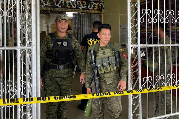Explosion at Catholic Mass kills four in southern Philippines