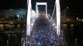 Internet tax protests force Orbán U-turn
