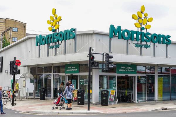 $10bn US battle for Morrisons set to be decided by auction
