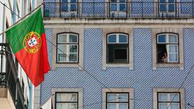 Portuguese yields fall but investors remain cautious