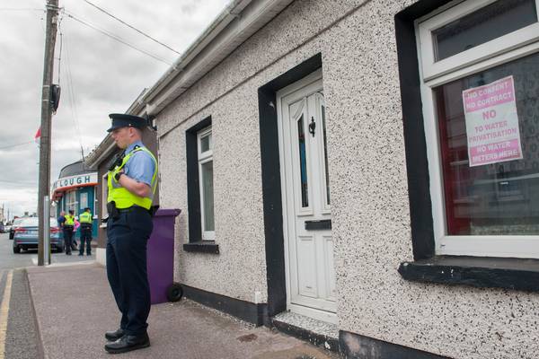 Gardaí begin murder investigation into death of man (55) in Cork city