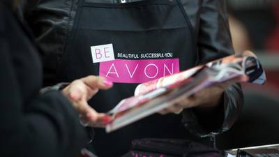 Avon to spend up to $132m to resolve bribe  inquiries