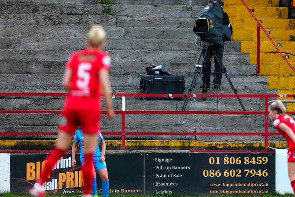 TV View: TG4 come up trumps again with boxing and women’s soccer