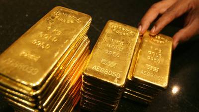 Gold surges to one-year high on fears of financial uncertainty