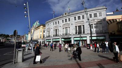Cork councillors vote to suspend Patrick Street car ban