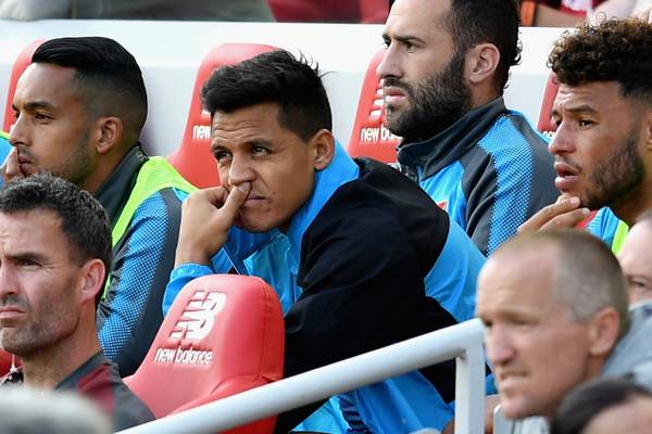 Manchester City include Raheem Sterling in bid for Alexis Sanchez