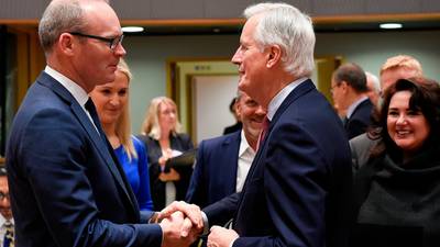Brexit: Summit hopes fade as Barnier says no Border breakthrough