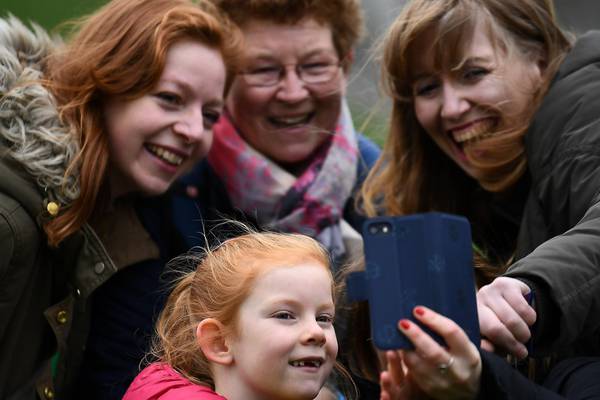 Gingers gather in Phoenix Park to mark 10th anniversary of red head love
