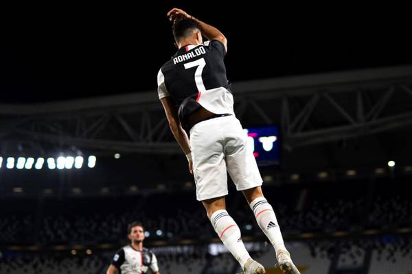 Ronaldo double moves Juventus closer to Serie A title