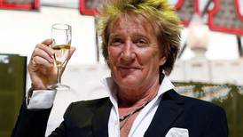 The real Rod Stewart stands up