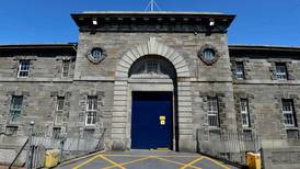Prison service is dysfunctional, report suggests