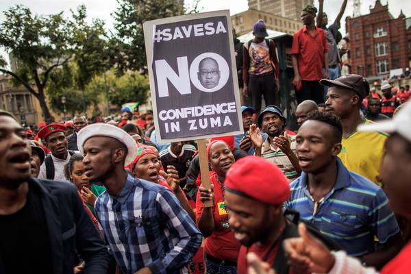 Pressure builds on Zuma as opposition forces amass in Pretoria