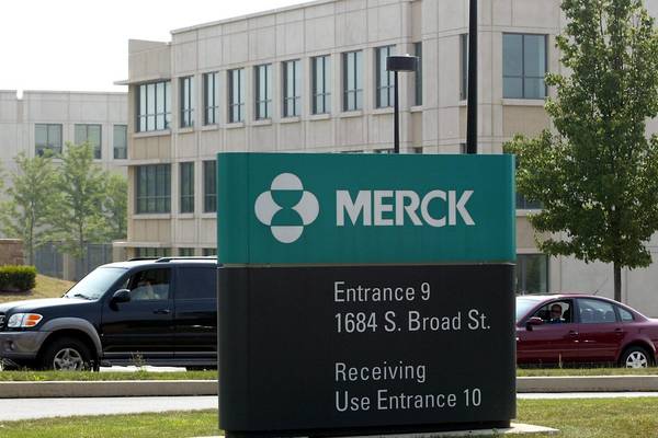 Vaccine giant Merck pulls plug on Covid trials