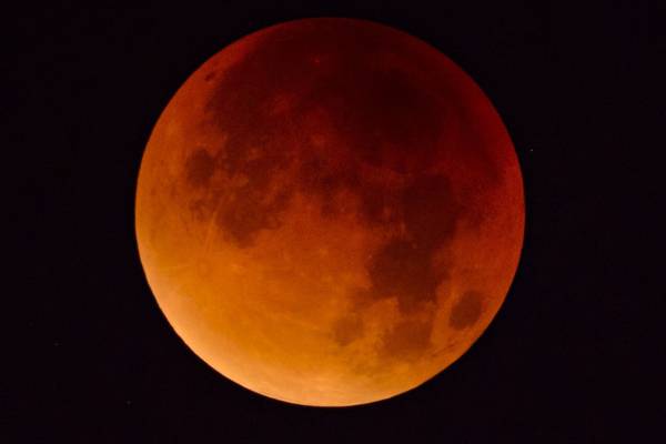 Spectacular blood moon to be visible over Ireland