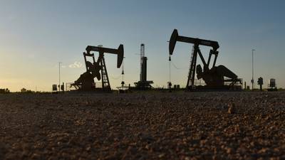 Oil boosts energy stocks while tech pulls Nasdaq lower in US