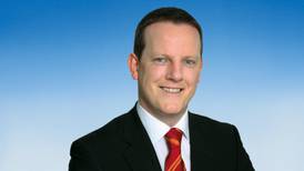 Fine Gael TD Alan Farrell calls commenter a ‘moron’ on Twitter