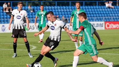 Dylan Connolly gives Dundalk crucial away goal in Tallinn