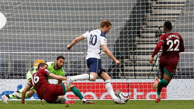 Lethal Harry Kane helps Tottenham break down dogged Wolves