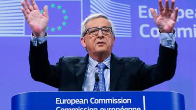 EU could fail if refugee crisis is not tackled, Juncker says