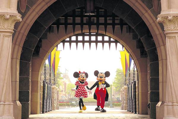 Disney reports a 98% decline in quarterly income