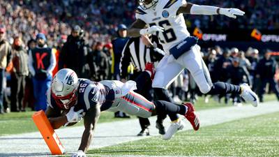 Blistering start helps Patriots set up AFC showdown with Chiefs