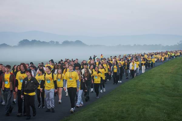 Darkness into Light: Thousands across Ireland take part in annual fundraiser for Pieta