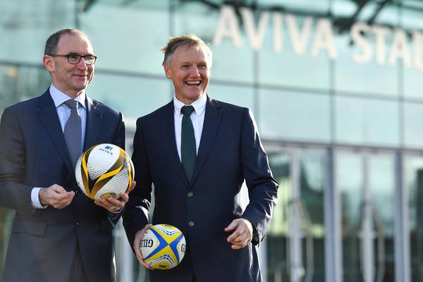 Martin O’Neill fully committed to managing Ireland, says Delaney