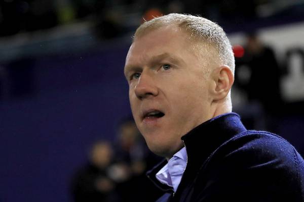 English FA charge Paul Scholes with misconduct over betting rules