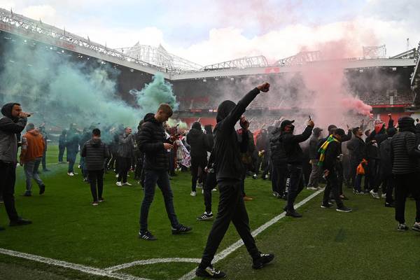 Manchester United v Liverpool abandoned after protestors break into Old Trafford