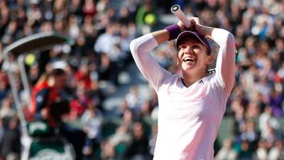 Simona Halep through to French Open semi-final for first time