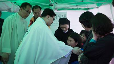 Death toll in South Korean ferry disaster reaches 113
