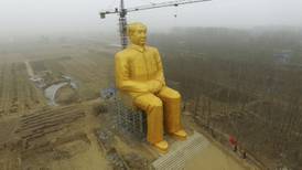Giant Mao statue in Chinese countryside pulled down