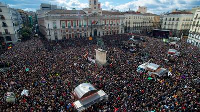 Podemos makes a show of force at 100,000-strong Madrid march